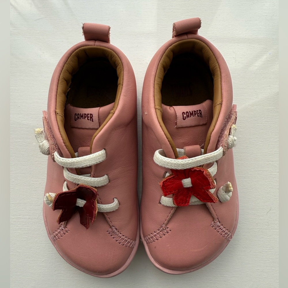 Camper Kids Twins floral appliqué leather sneaker or boot size 24 eu or 7.5 US
